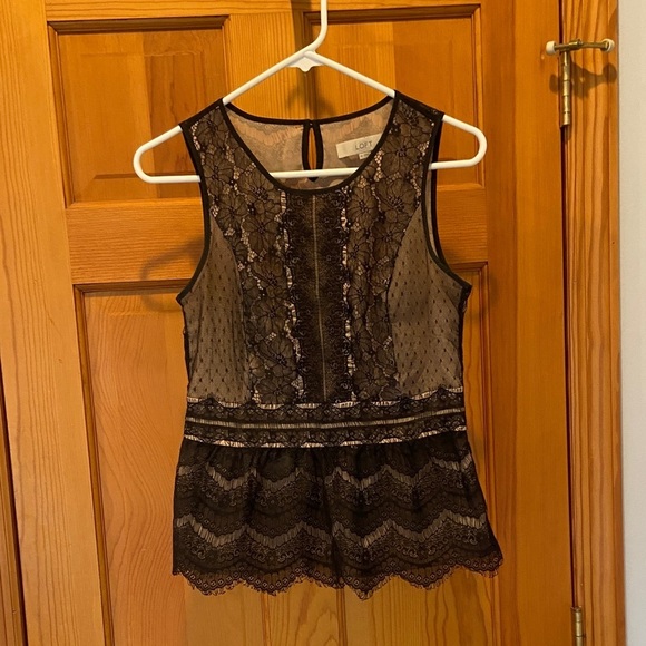Ann Taylor LOFT Black Lace Sleeveless Tank Peplum Top Size XS - Picture 2 of 5